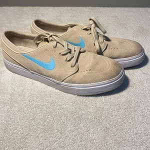 Nike Shoes | Stefan Janoski Nike Skateboarding \u0026 Co. Shoes | Color: Blue/Cream | Size: 6.5 | Jkrussell913's Closet